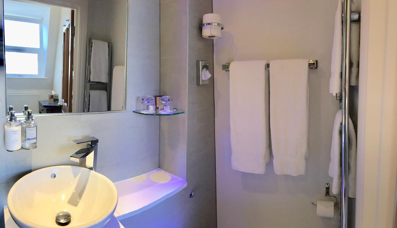 A Room With A View Hove Exteriér fotografie Bathroom